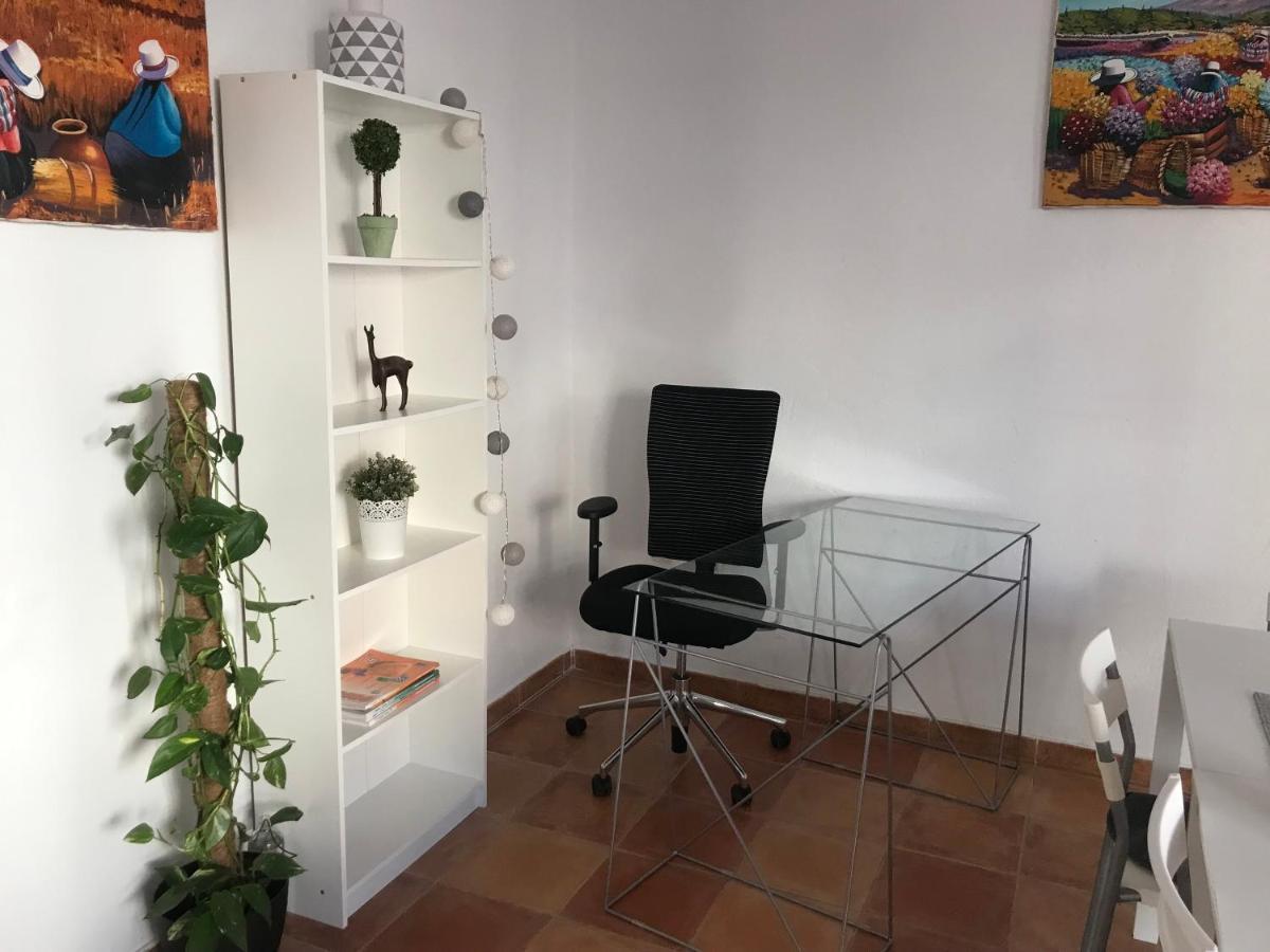 Ferienwohnung Im Zentrum Аликанте Экстерьер фото